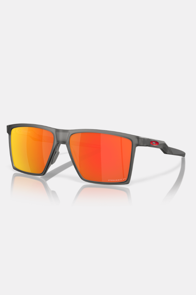 Oakley Futurity Sun Satin Grey Smoke / Prizm Black Polarized