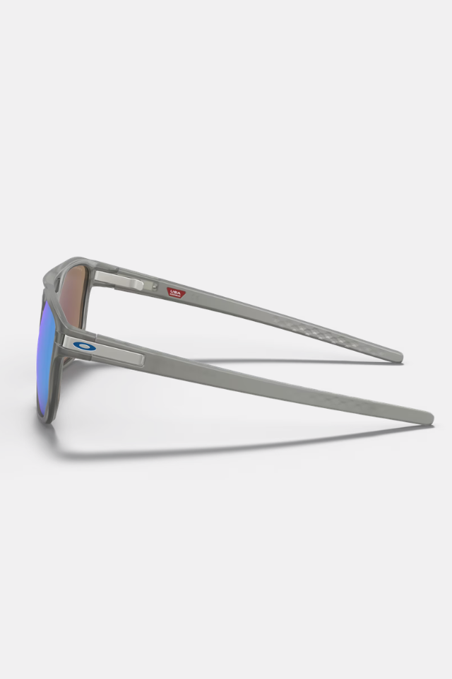Oakley Latch™ Beta Matte Grey Ink / Prizm Sapphire Polarized