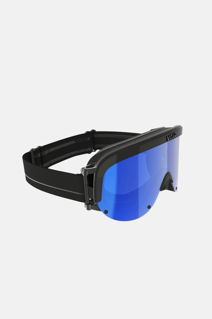 Yniq Model One Black Blue Sky